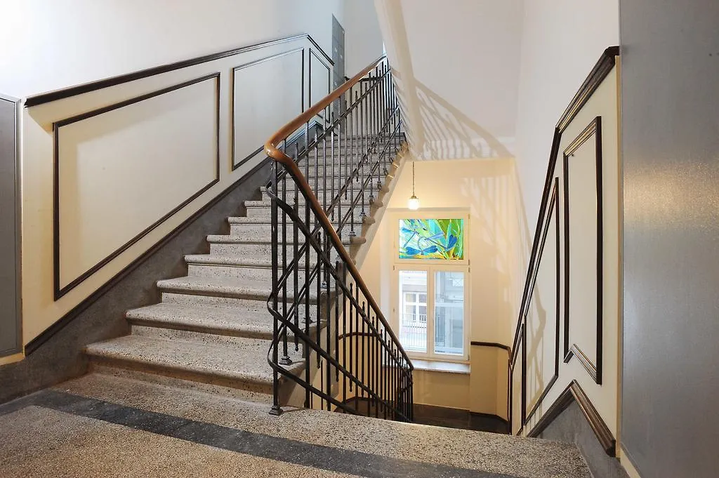 Elegant City Center Apartment Krakow