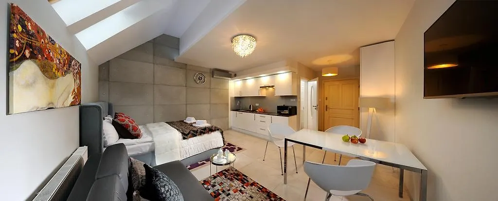 Elegant City Center Apartment Krakow